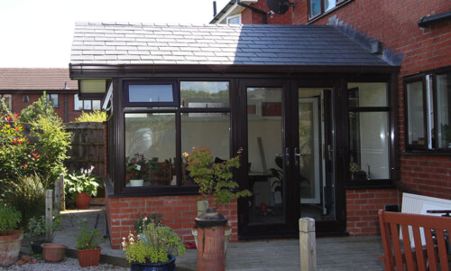 Conservatory (Leigh)