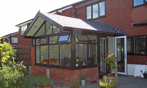 Conservatory (Leigh)